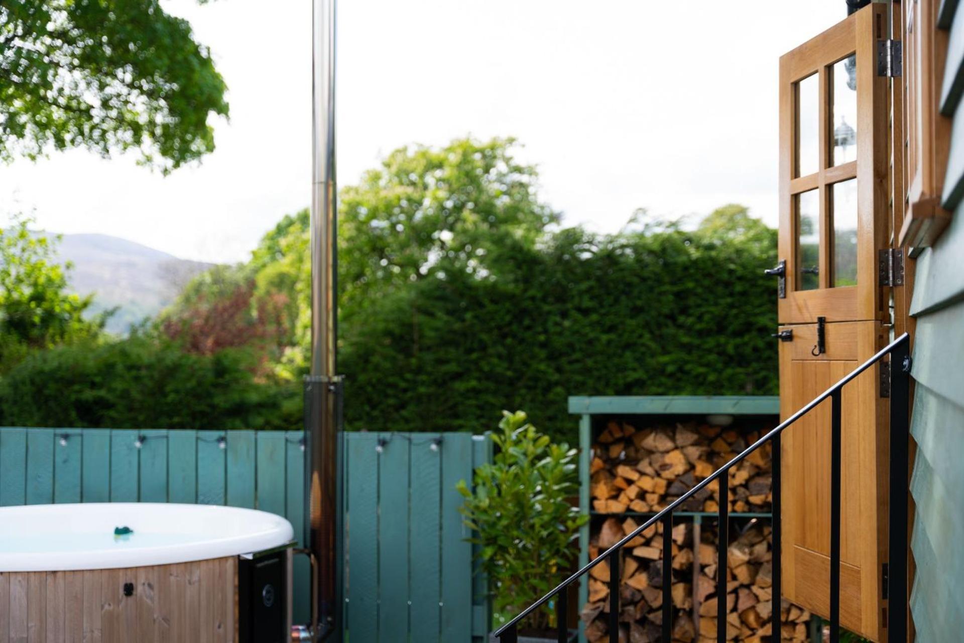 Driftwood & Hot Tub Vila Fort William Exterior foto