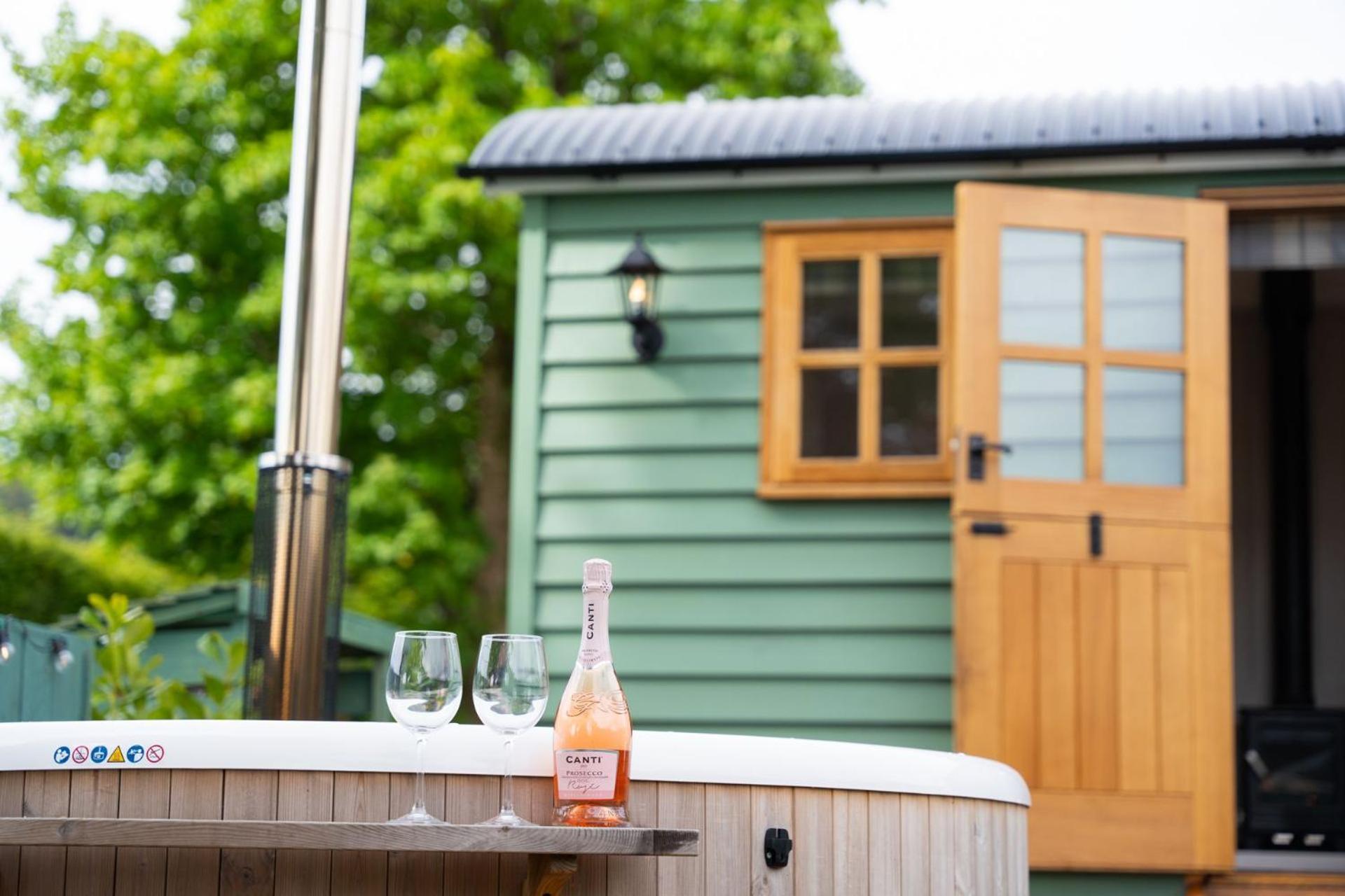 Driftwood & Hot Tub Vila Fort William Exterior foto